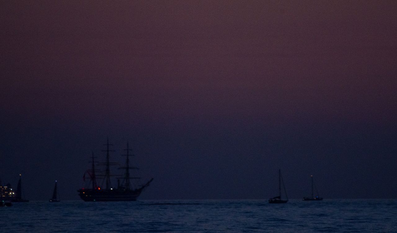 Il passaggio dell''Amerigo Vespucci